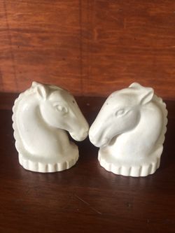 Vintage Horse Head Salt & Pepper  Shaker  Set 