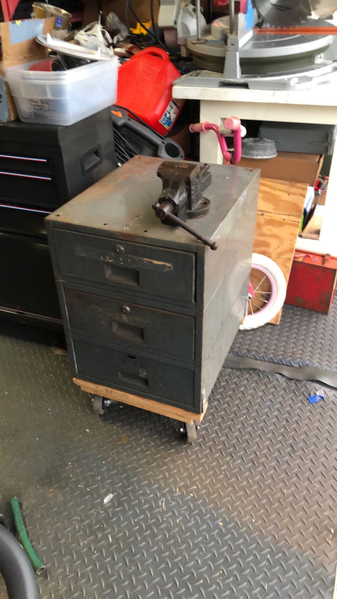 Tool Cabinet On Wheels
