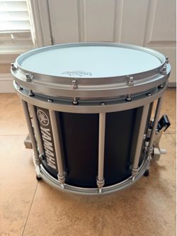 Yamaha 14” snare drum