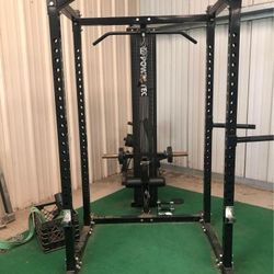 Powertec Power Rack With Lat Pull