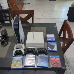  PS5 & PS4 Console Bundle 2 PS5/4 Controllers + Games