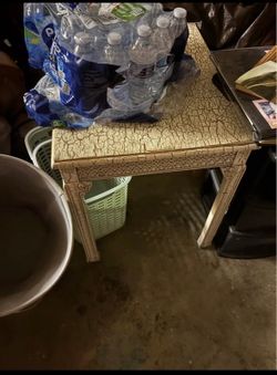 End table