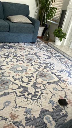 Large Traditional Floral Area Rug