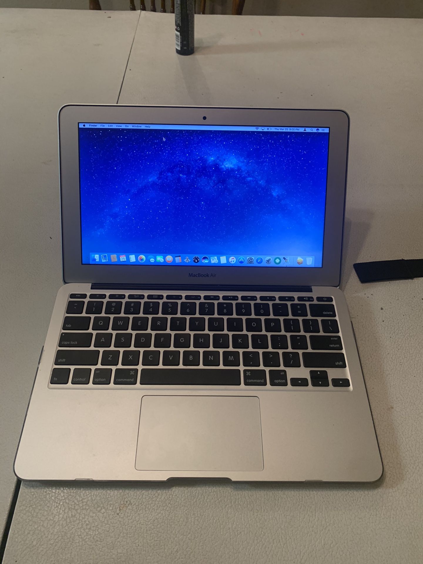 Apple MacBook Air 11”