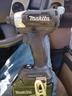 Makita Brushless Cordless Impact Driver