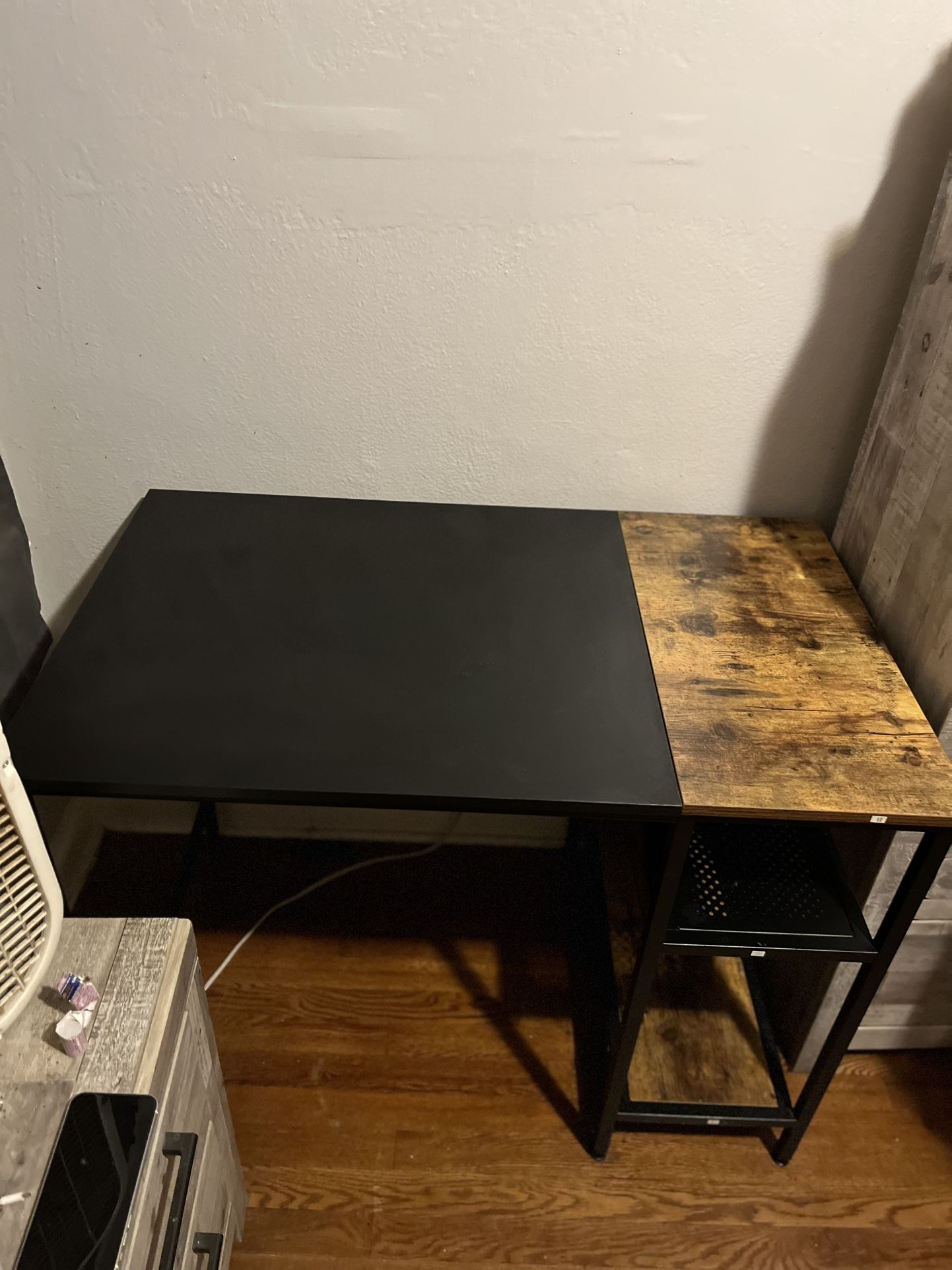 Amazon Basics Computer Desk