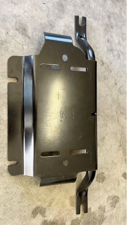 Ford Bronco skid plate for the electronic sway bar disconnect