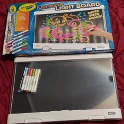 Crayola Ultimate Light Board - White, Kids Tracing & Drawing Board. Like New