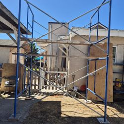 5'X5'X7' Heavy Duty Scaffolds  (Andamios )