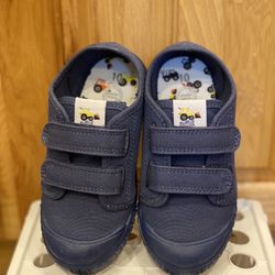 Wonder Nation Shoes - NWOT