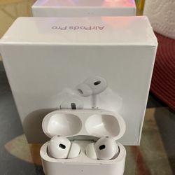 Apple AirPods Pro 2nd Generation 