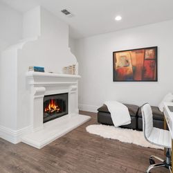 Modern White Desk + White Office Chair Set (Gold Accents) – Excellent Condition