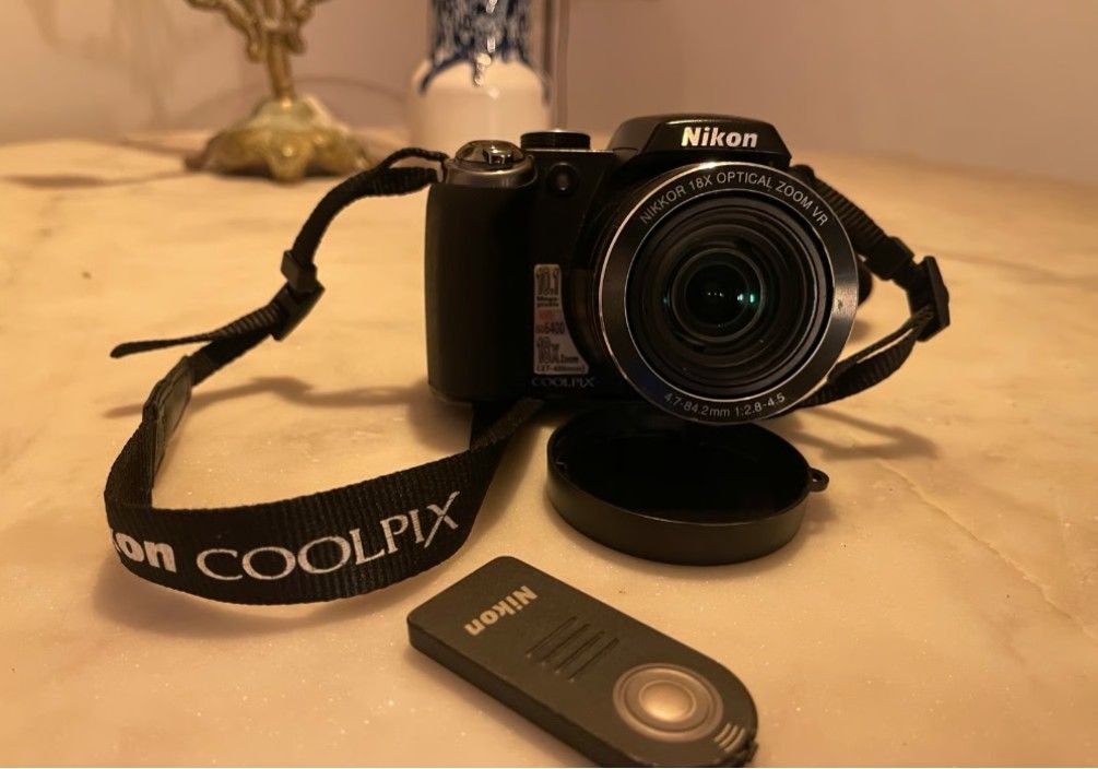 Nikon CoolPix P80 with Remote Control