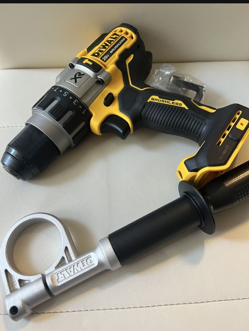 ✳️PRICE DROP📈” 20V MAX* XR® 1/2 in. Brushless Cordless Hammer Drill/Driver with POWER DETECT DCD998