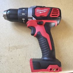 Milwaukee M18 Drill
