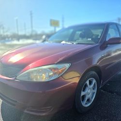 2004 Toyota Camry LOW MILES EXCELLENT CONDITION