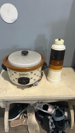 Crock pot and thermos VTG