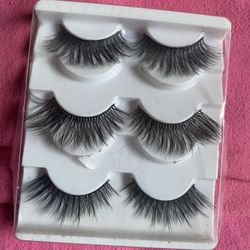 Beautiful Black  Eye lashes Brand New 3 Pairs 