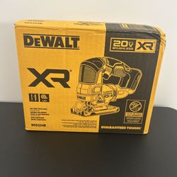 $110 Dewalt Jig Saw  (TOOL-ONLY) Jigsaw 20-Volt 