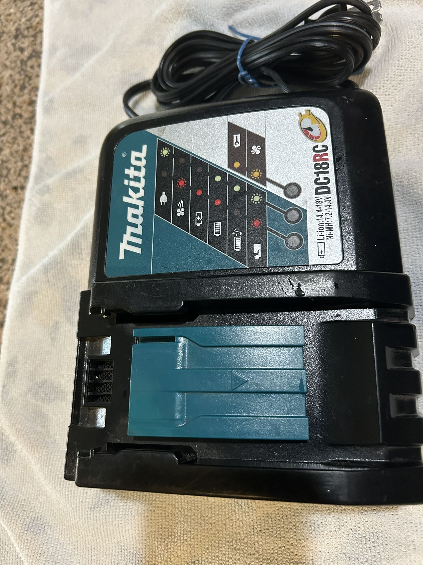 Makita DC18RC Rapld Charger