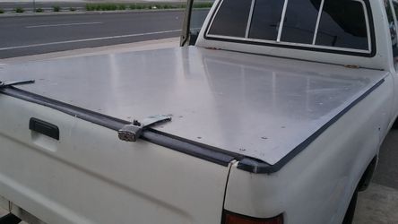 Extra cab bed cover