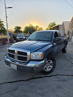 2005 Dodge Dakota