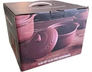 2.64 Qt. Clay cooking pot