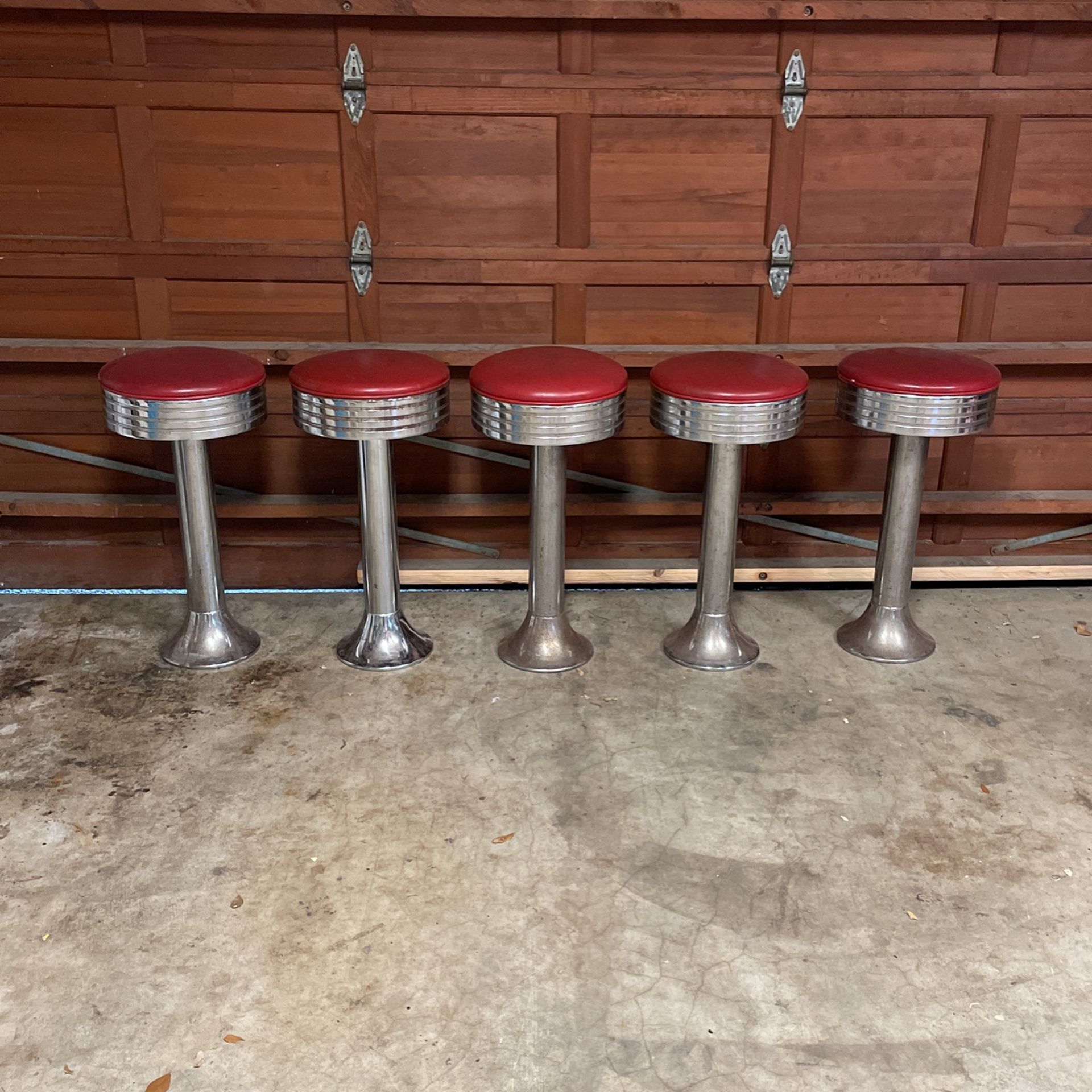 Five Swivel Ice Cream 🍨 Parlor Bar Stools Chrome Vintage