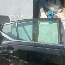 2022 Altima SR rear door