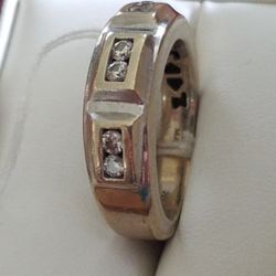 14k White Gold Diamond 0.30ctw Ring Size 8