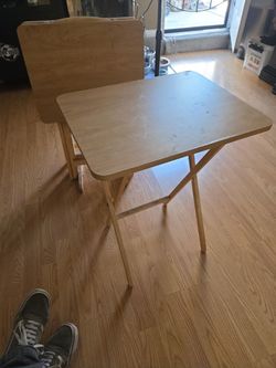Folding TV table trays 4.