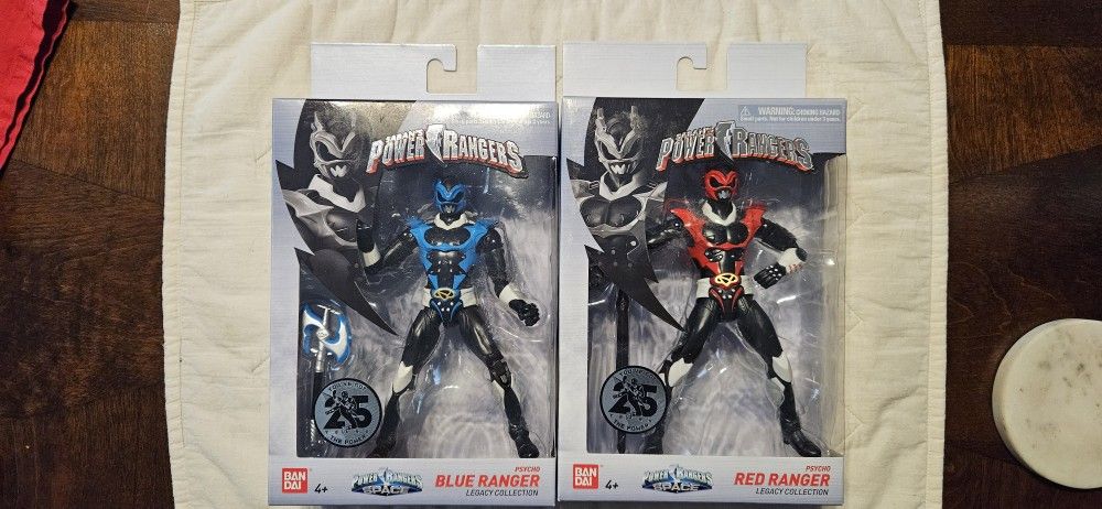 The Power Rangers Space Legacy Collection Limited Edition 6.5 Inch Psycho Red  and Blue Rangers