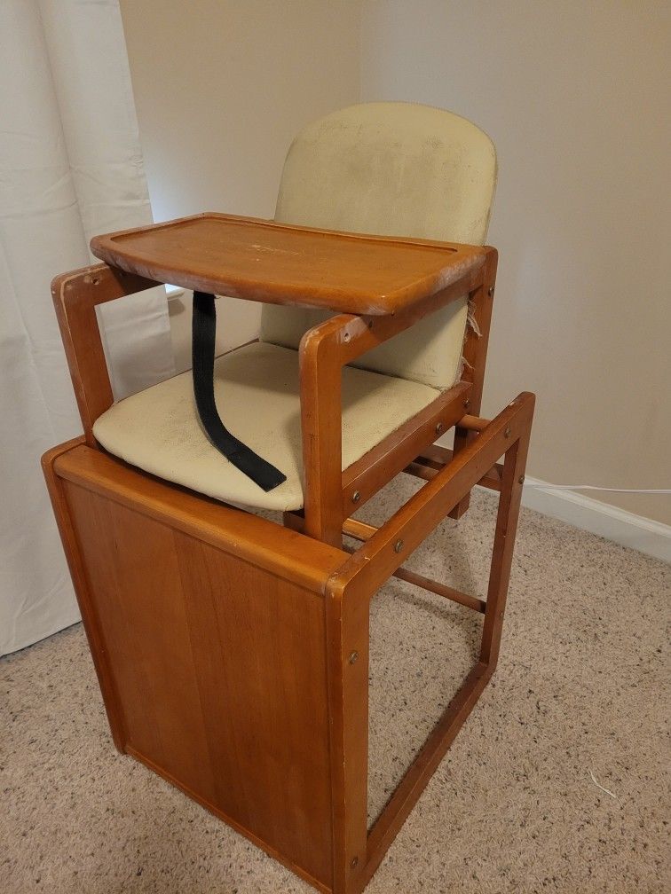 Wooden Highchair for Baby - Brown