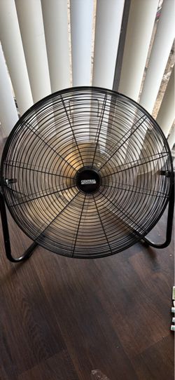 Commercial fan
