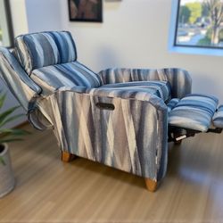 Flexsteel Poet Multi-Tone Blue Fabric Power Armchair Recliner