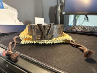 Brown Louis Vuitton Belt for Sale in Queens, NY - OfferUp