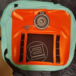 Bote **BRAND NEW ** INFLATABLE KAYAK SEAT