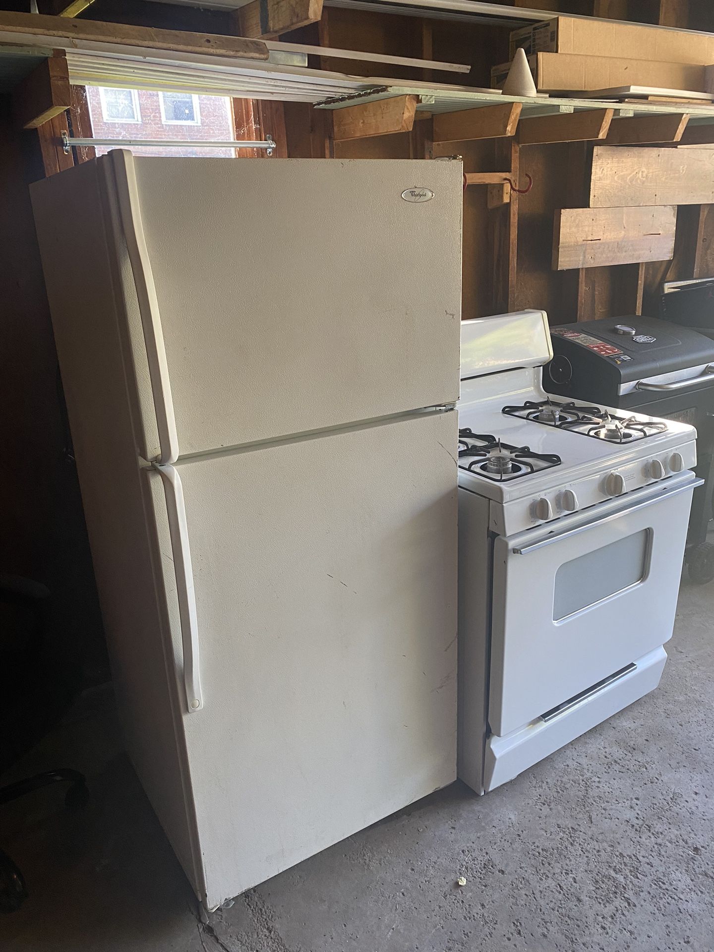 Refrigerator & Stove