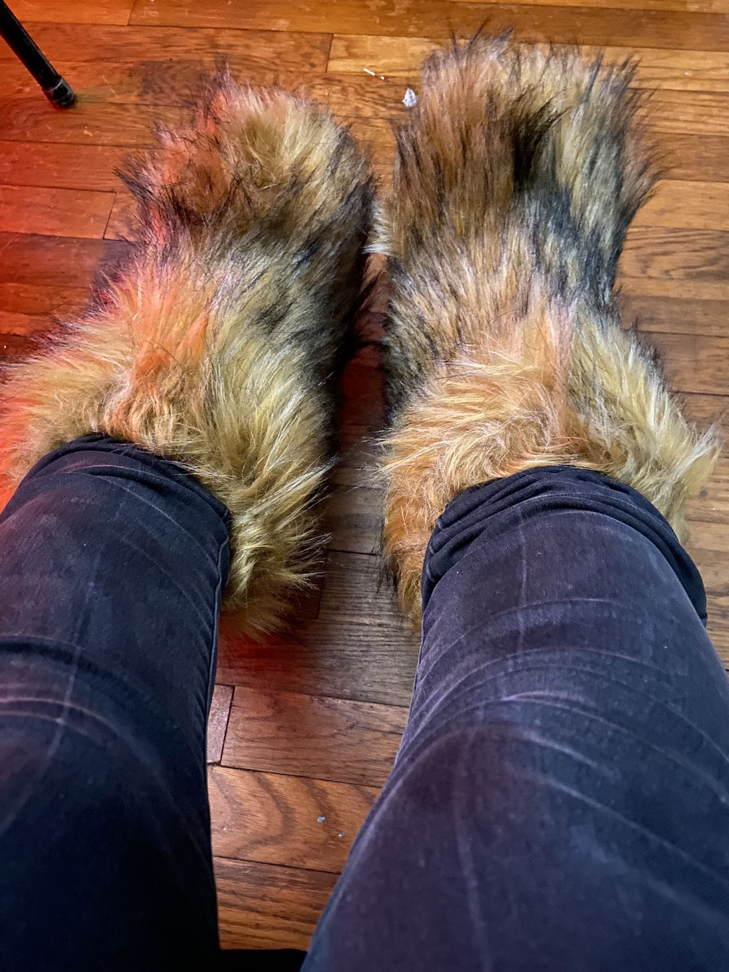 fur boots 