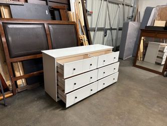 Chest of drawers $180