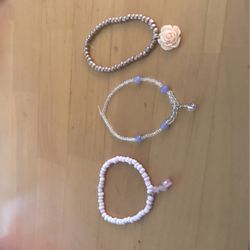 Stretchy bracelets