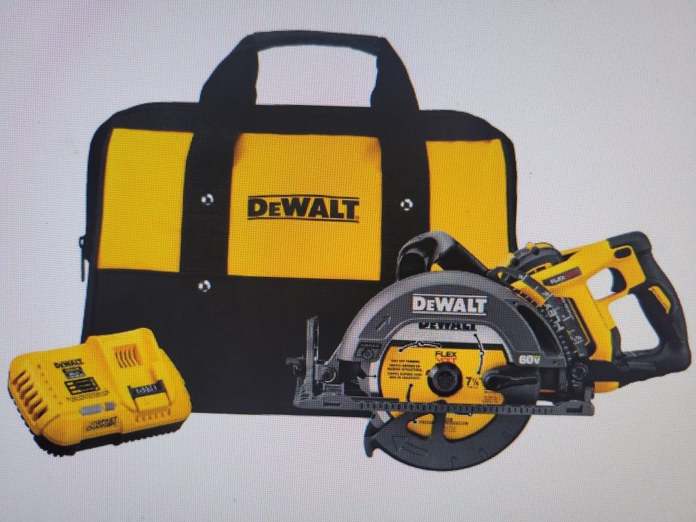 DEWALT FLEXVOLT 7-1/4 in. Worm Drive Style Saw Kit 