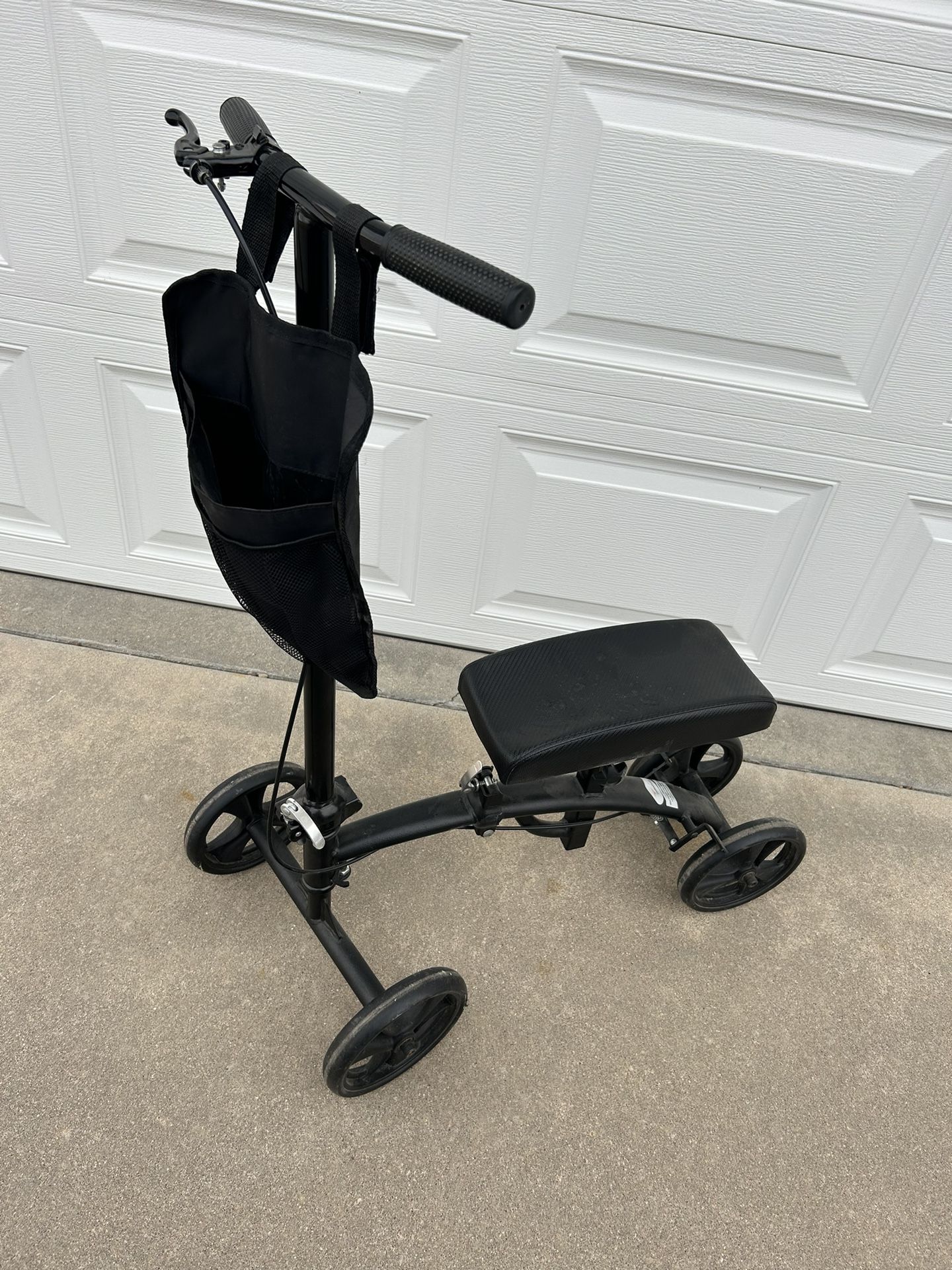 Knee Scooter 