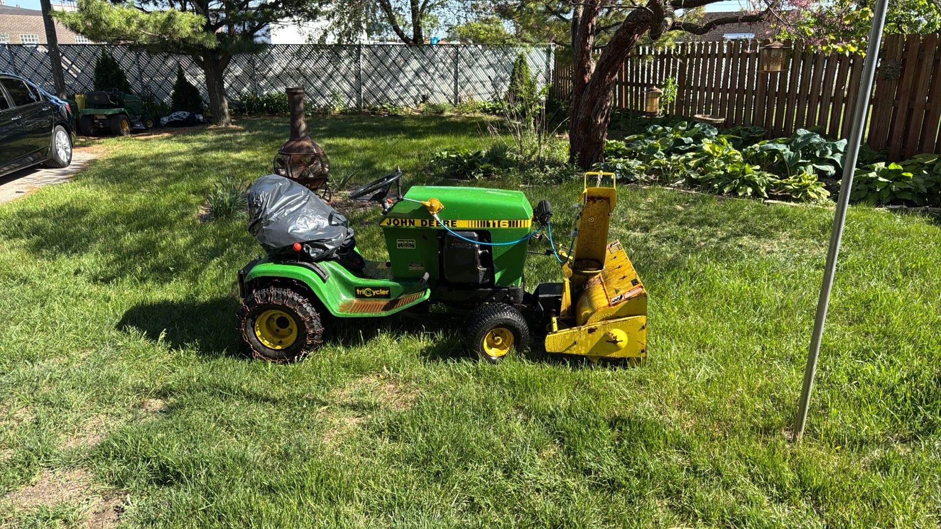 John Deere 116 Tractor Snowblower Mower