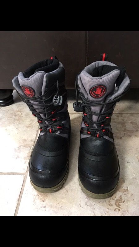 Boys snow boots