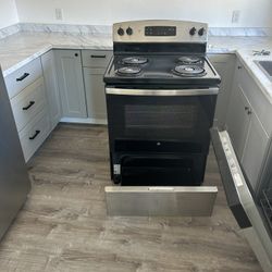 GE Electric Stove 