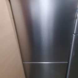 Bloomberg  fridge side 30 brand new botton freezer  with  icemaker warranty  1 year  ice maker counterdepth..1299