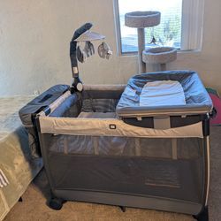 Chicco Pack and play/ Playard