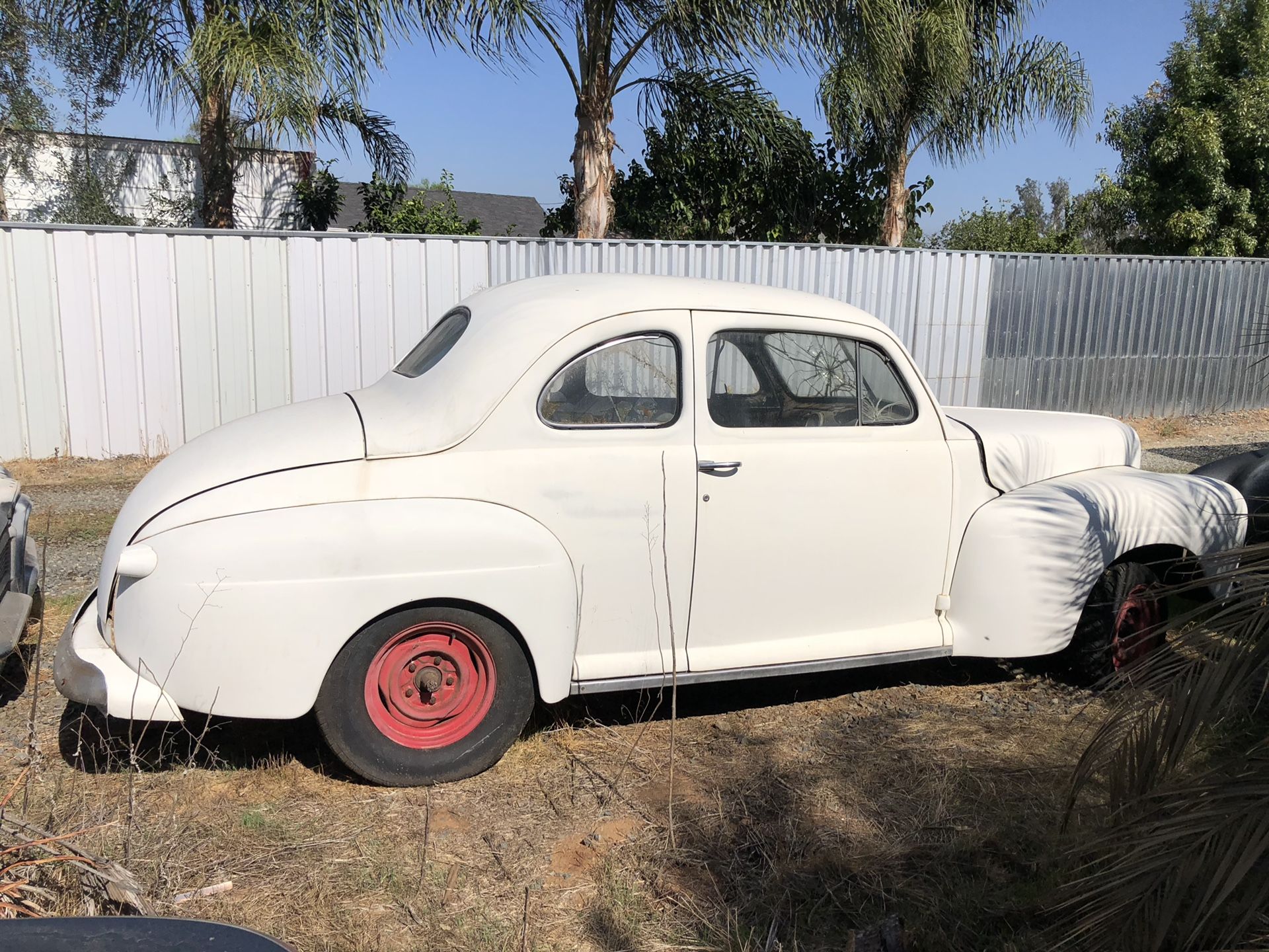 1947 ford coupe