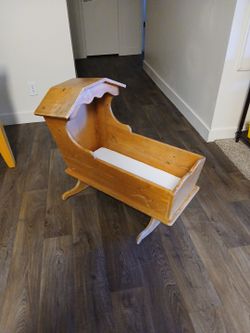 Vintage Baby Rocking Cradle 